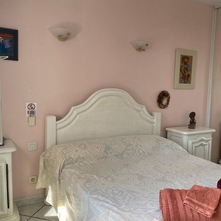 Chambres Table D'Hotes Carpe Diem Villeneuve-la-Rivière Eksteriør bilde